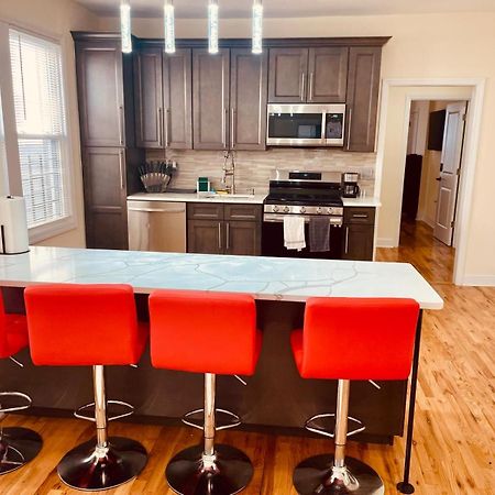 Ooohlala! 2 Beds And 2 Full Baths W/Free Parking Apartment Newark Luaran gambar