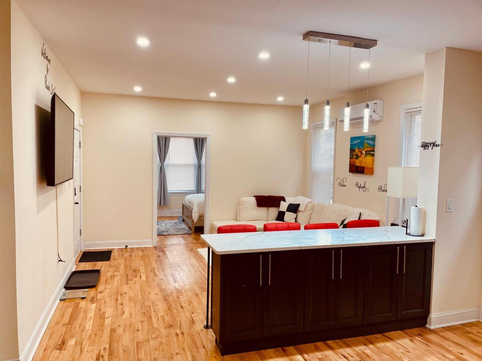 Ooohlala! 2 Beds And 2 Full Baths W/Free Parking Apartment Newark Luaran gambar