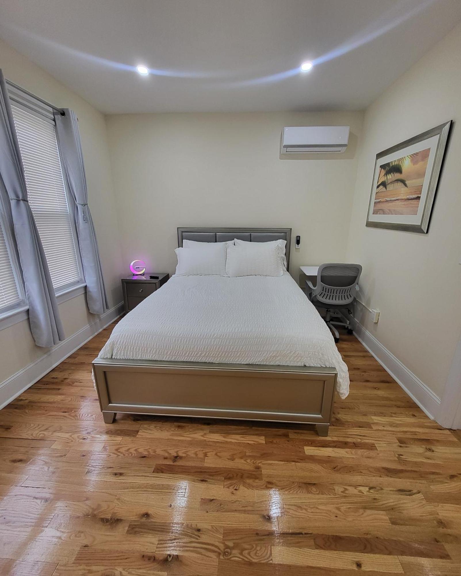 Ooohlala! 2 Beds And 2 Full Baths W/Free Parking Apartment Newark Luaran gambar