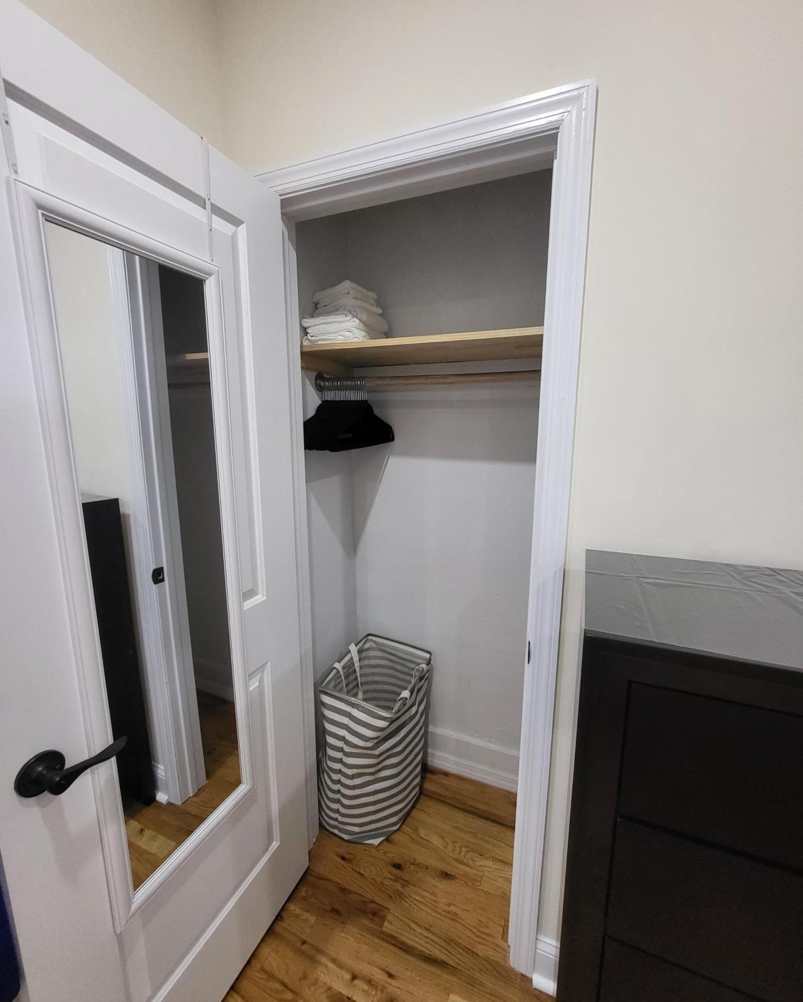 Ooohlala! 2 Beds And 2 Full Baths W/Free Parking Apartment Newark Luaran gambar